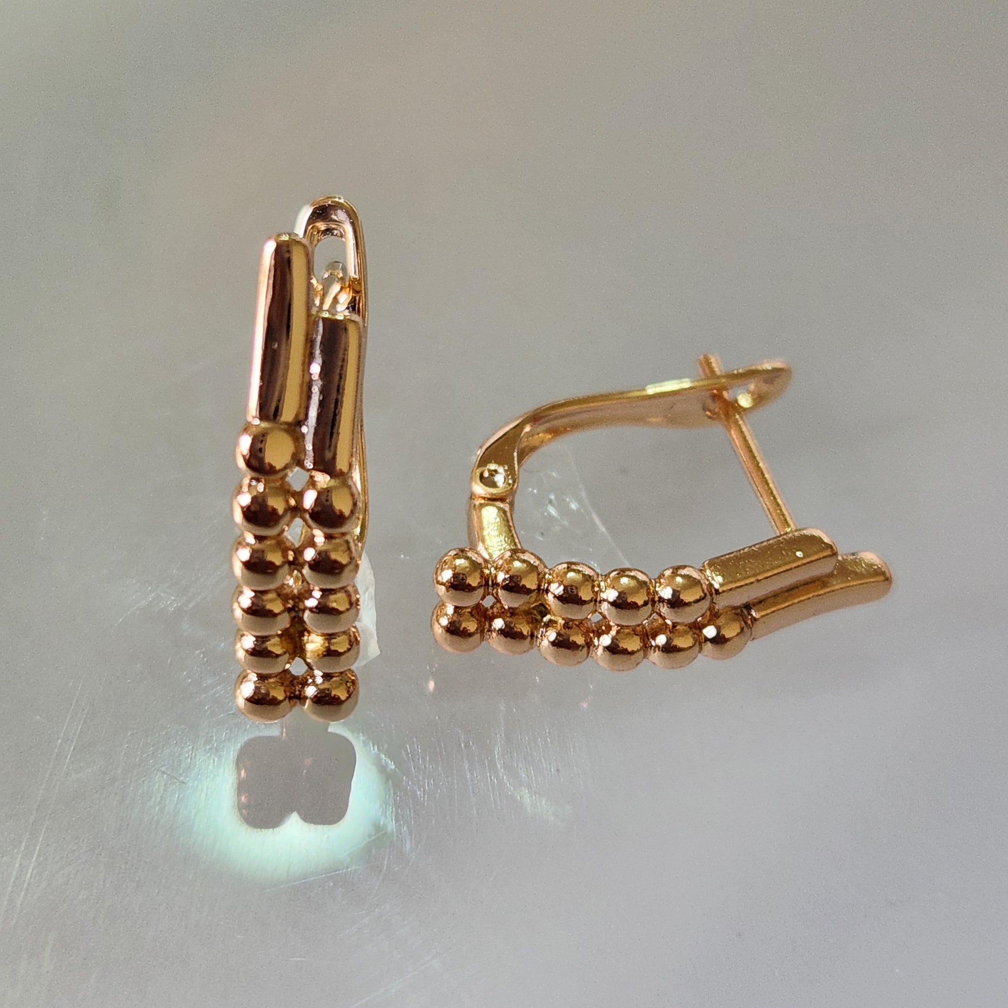 ARETES EN ORO LAMINADO MOD SILVANA