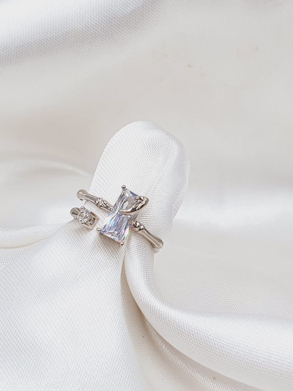 ANILLO BAÑO DE RODIO MOD 240
